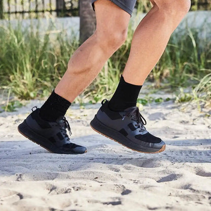 Men's Rough Runner - Black + Gum